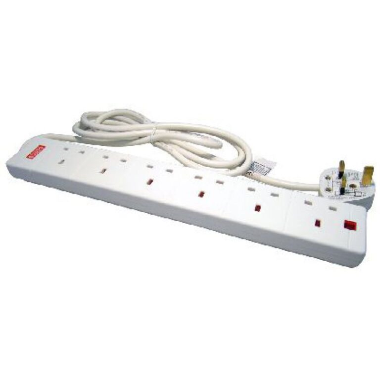 Cables Direct RB-02M06SPD 2m 6-Way White Extension Lead