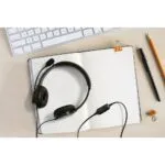 Kensington Classic 3.5mm Headset with Mic and Volume Control
