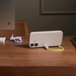 Apple Beats iPhone 17 Magsafe Kickstand Case - Lime Stone