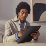 Apple iPad Pro 11" 1TB Wi-Fi + Cellular 5G M5 OLED Tablet - Space Black