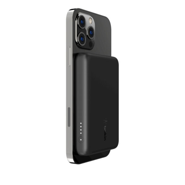 Belkin 2500 mAh Magnetic Wireless Power Bank for iPhone 12, Fast Charging, USB-C, Black
