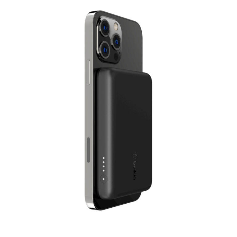 Belkin 2500 mAh Magnetic Wireless Power Bank for iPhone 12, Fast Charging, USB-C, Black
