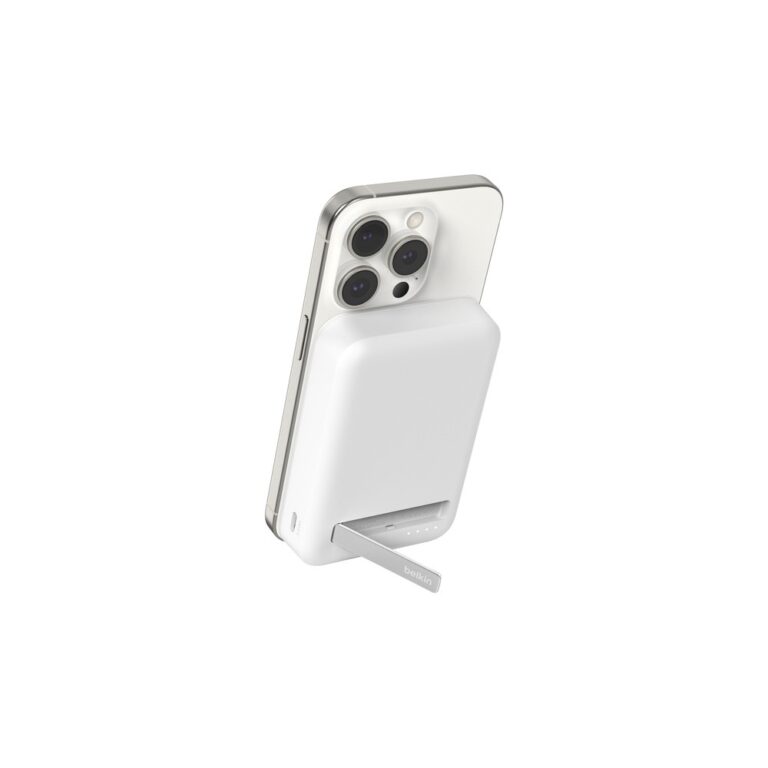 Belkin BoostCharge Pro Wireless Charger Pad 15W Qi2 MagSafe iPhone Compatible White