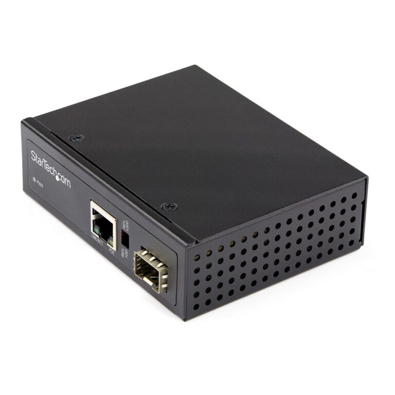 StarTech.com Industrial PoE+ Fiber to Ethernet Media Converter 60W SFP to RJ45 -40 to 75°C IP30