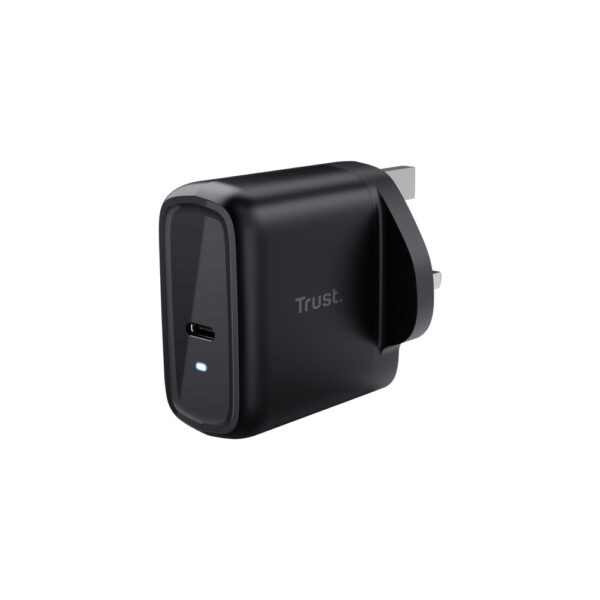 Trust Maxo 65W USB-C PD 3.0 Fast Charger with 2m USB-C Cable, Universal, Black