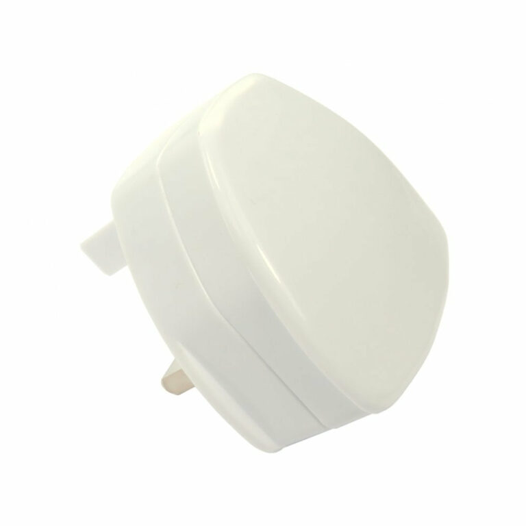 Cables Direct USB-CHR21A 1-Port USB Mains Charger 5V 2.1A Type G UK Plug - White