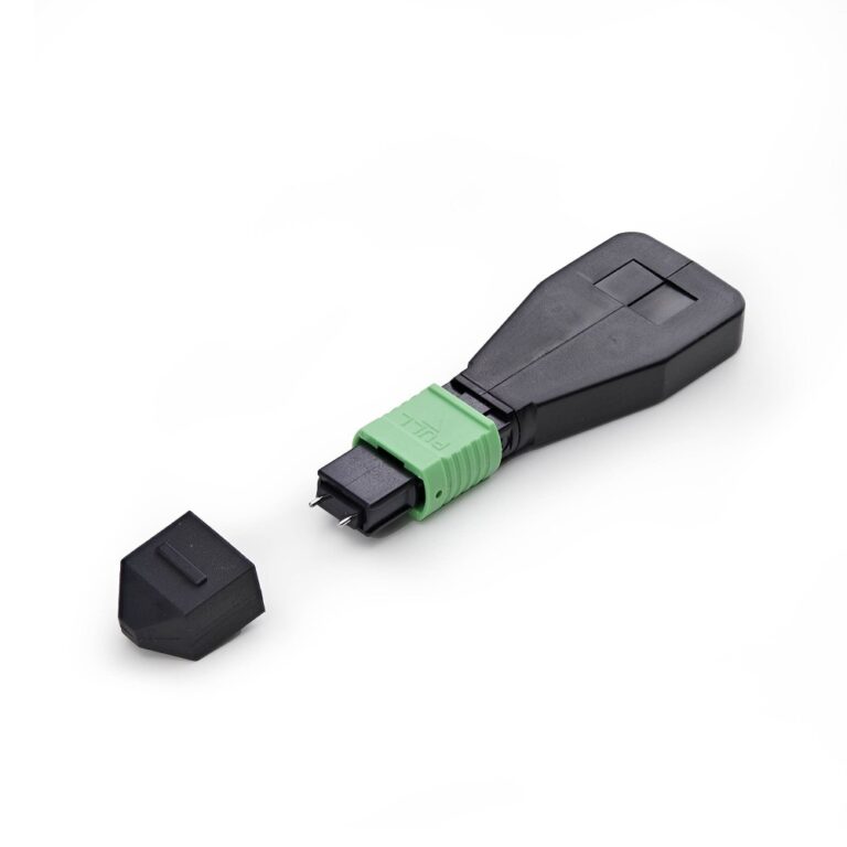 StarTech.com MPO Loopback Adapter Single Mode 9/125 MPO-8 Male Fibre Connector MPO/MTP OS1 OS2 Black Green